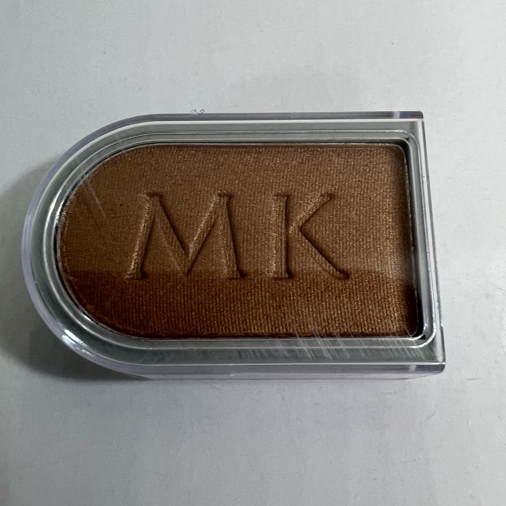 Gold Leaf Mary Kay Signature Eye Color eye shadow